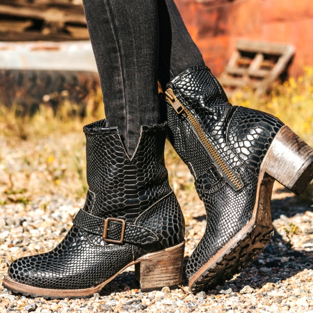 FreeBird Carlito Black Snake Booties size 6